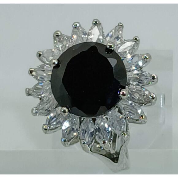 Vintage Ring Size 6.25 Silver Tone White Gold GP Black CZ Cluster Cocktail NOS - Picture 3 of 10